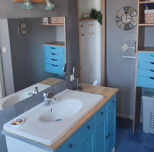 T4 89m2, Cap D'agde, Secteur Falaise, Vue Mer, Clim, 8 Pers, Wifi, 100 M *